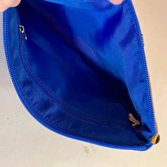 Vintage faux leather Multicolor Clutch with silver handle blue pink - Picture 9 of 15